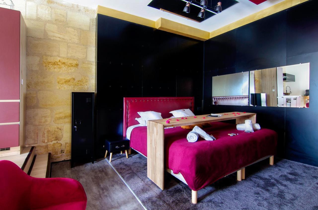 Mieuxqualhotel jacuzzi privatif Love room Bordeaux Extérieur photo